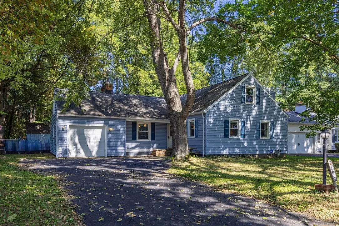 76 Creekwood Drive, Greece, New York 14626, Greece, New York 14626, 4 Bedrooms Bedrooms, 6 Rooms Rooms,2 BathroomsBathrooms,Residential,Closed,76 Creekwood Drive, Greece, New York 14626,0,R1637739