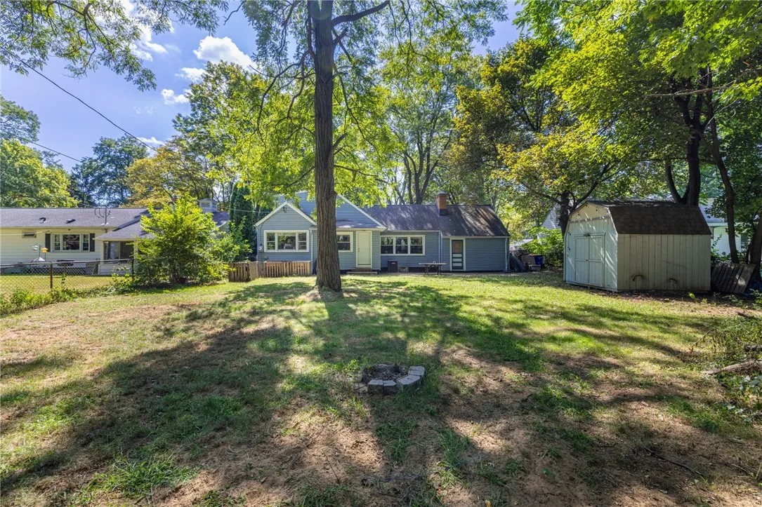 76 Creekwood Drive, Greece, New York 14626, Greece, New York 14626, 4 Bedrooms Bedrooms, 6 Rooms Rooms,2 BathroomsBathrooms,Residential,Closed,76 Creekwood Drive, Greece, New York 14626,0,R1637739