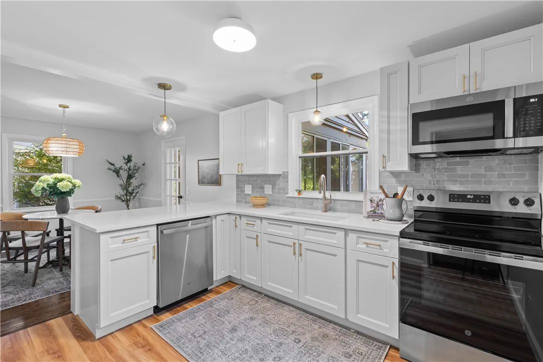 52 Dover Road, Irondequoit, New York 14617, Irondequoit, New York 14617, 3 Bedrooms Bedrooms, 7 Rooms Rooms,1 BathroomBathrooms,Residential,For Sale,52 Dover Road, Irondequoit, New York 14617,0,R1638254