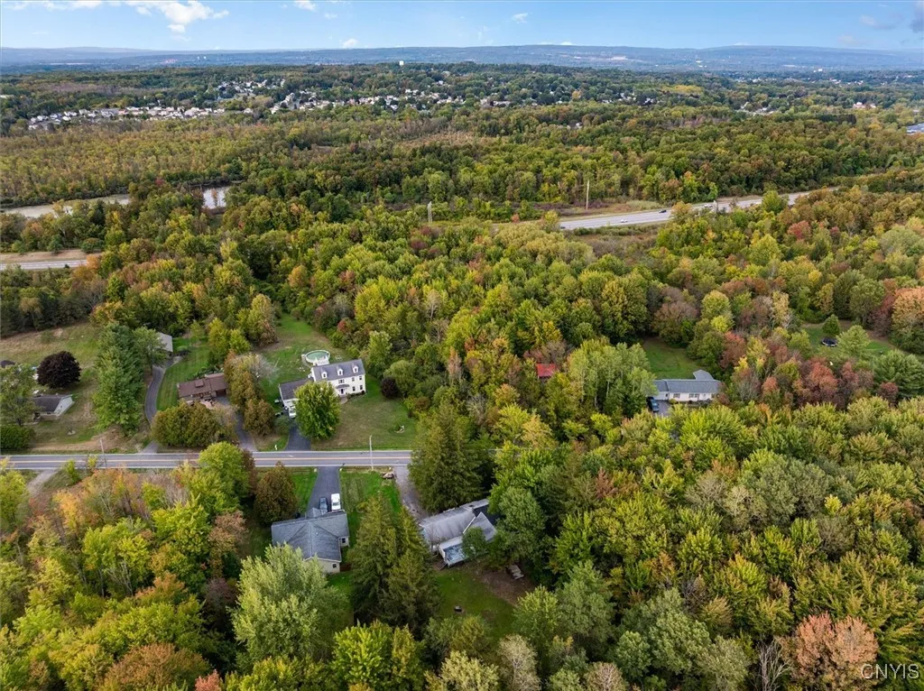 8228 Woods Highway, New Hartford, New York 13413, New Hartford, New York 13413, 4 Bedrooms Bedrooms, 7 Rooms Rooms,3 BathroomsBathrooms,Residential,For Sale,8228 Woods Highway, New Hartford, New York 13413,0,S1639027