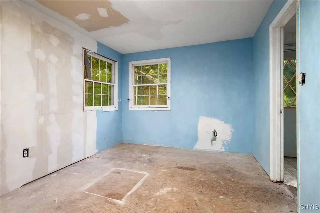 8228 Woods Highway, New Hartford, New York 13413, New Hartford, New York 13413, 4 Bedrooms Bedrooms, 7 Rooms Rooms,3 BathroomsBathrooms,Residential,For Sale,8228 Woods Highway, New Hartford, New York 13413,0,S1639027