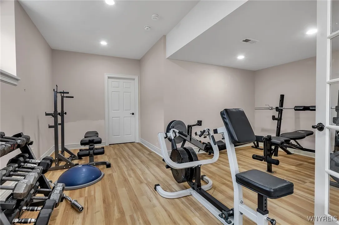 8925 Williams Court, Clarence, New York 14032, Clarence, New York 14032, 5 Bedrooms Bedrooms, 11 Rooms Rooms,3 BathroomsBathrooms,Residential,For Sale,8925 Williams Court, Clarence, New York 14032,0,B1638545