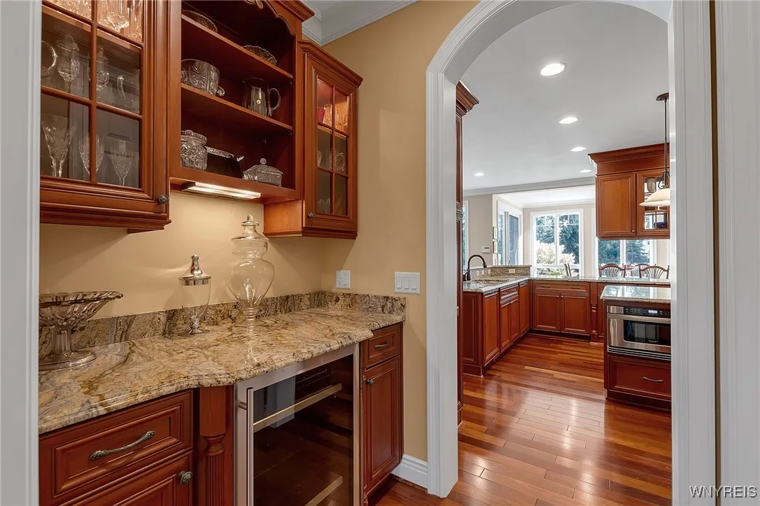 8925 Williams Court, Clarence, New York 14032, Clarence, New York 14032, 5 Bedrooms Bedrooms, 11 Rooms Rooms,3 BathroomsBathrooms,Residential,For Sale,8925 Williams Court, Clarence, New York 14032,0,B1638545