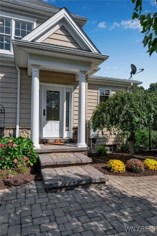8925 Williams Court, Clarence, New York 14032, Clarence, New York 14032, 5 Bedrooms Bedrooms, 11 Rooms Rooms,3 BathroomsBathrooms,Residential,For Sale,8925 Williams Court, Clarence, New York 14032,0,B1638545