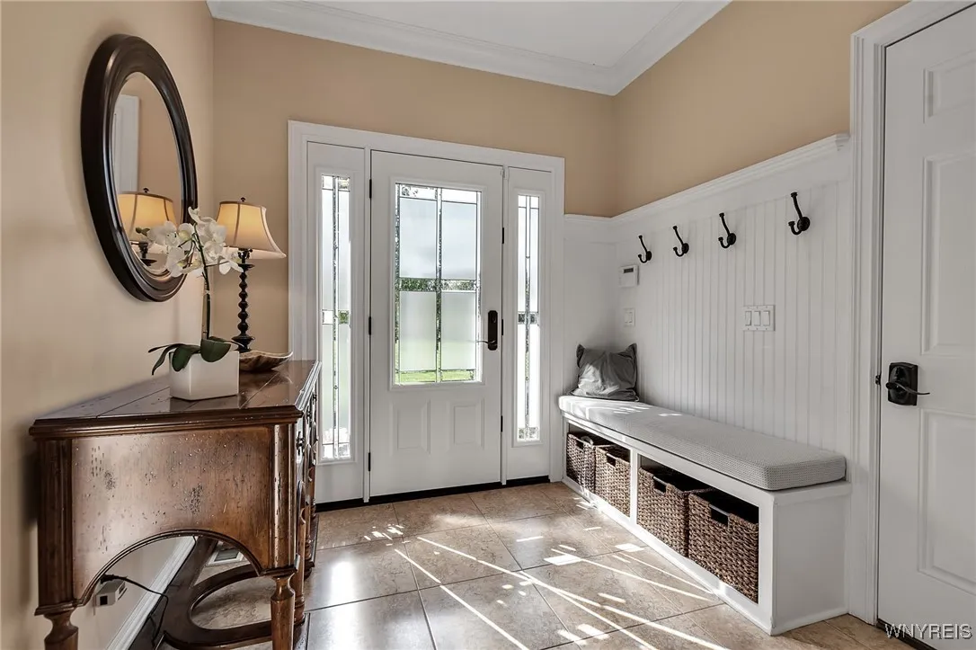 8925 Williams Court, Clarence, New York 14032, Clarence, New York 14032, 5 Bedrooms Bedrooms, 11 Rooms Rooms,3 BathroomsBathrooms,Residential,For Sale,8925 Williams Court, Clarence, New York 14032,0,B1638545