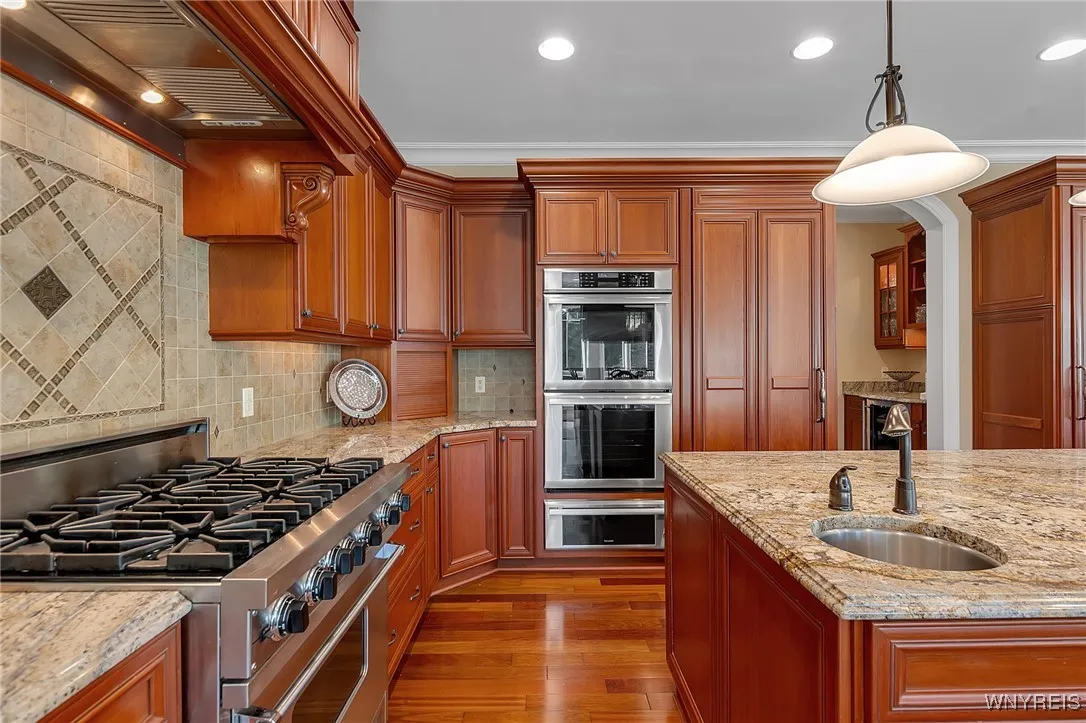 8925 Williams Court, Clarence, New York 14032, Clarence, New York 14032, 5 Bedrooms Bedrooms, 11 Rooms Rooms,3 BathroomsBathrooms,Residential,For Sale,8925 Williams Court, Clarence, New York 14032,0,B1638545