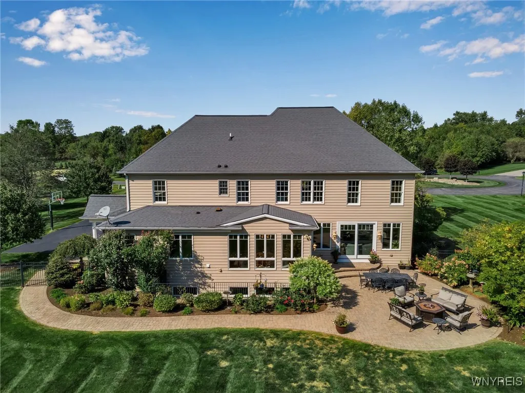 8925 Williams Court, Clarence, New York 14032, Clarence, New York 14032, 5 Bedrooms Bedrooms, 11 Rooms Rooms,3 BathroomsBathrooms,Residential,For Sale,8925 Williams Court, Clarence, New York 14032,0,B1638545