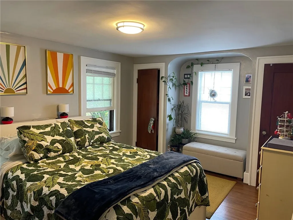 46 Raleigh Street, Rochester, New York 14620, Rochester, New York 14620, 3 Bedrooms Bedrooms, 6 Rooms Rooms,1 BathroomBathrooms,Residential Lease,For Rent,46 Raleigh Street, Rochester, New York 14620,0,R1638603
