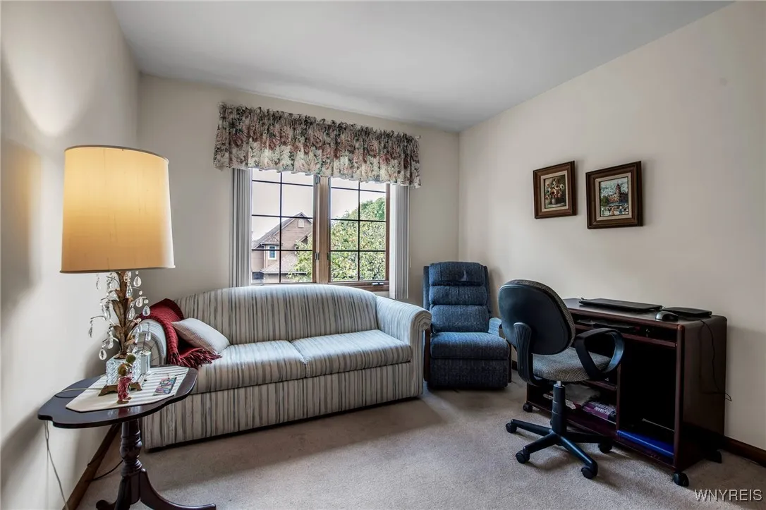 23 Eagles Trce, Amherst, New York 14221, Amherst, New York 14221, 3 Bedrooms Bedrooms, 9 Rooms Rooms,2 BathroomsBathrooms,Residential,For Sale,23 Eagles Trce, Amherst, New York 14221,0,B1638572