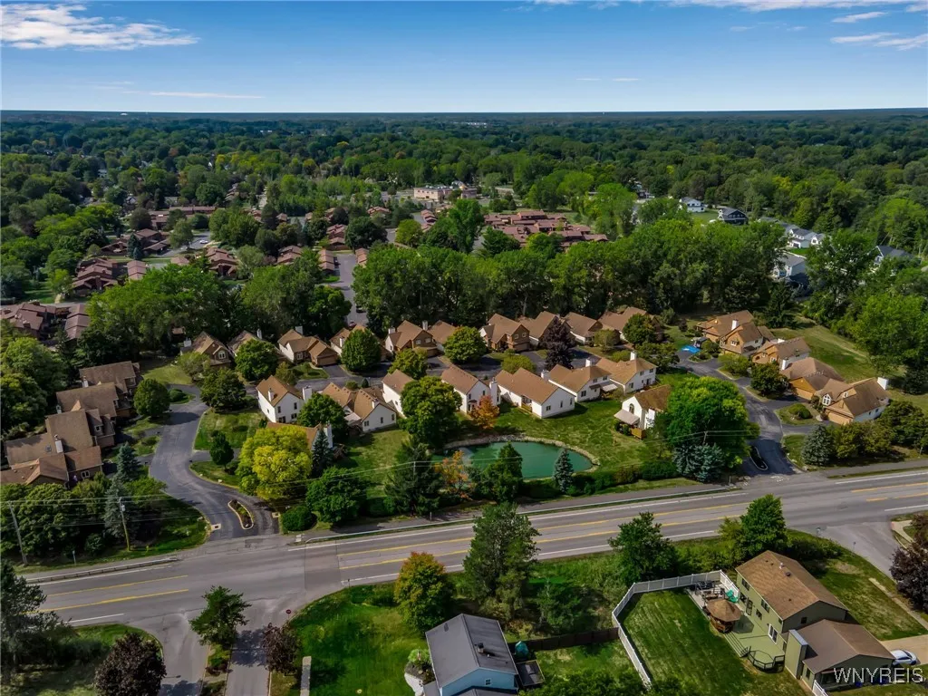 23 Eagles Trce, Amherst, New York 14221, Amherst, New York 14221, 3 Bedrooms Bedrooms, 9 Rooms Rooms,2 BathroomsBathrooms,Residential,For Sale,23 Eagles Trce, Amherst, New York 14221,0,B1638572