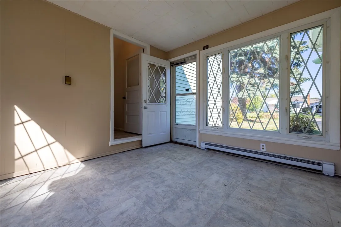 275 Barmont Drive, Greece, New York 14626, Greece, New York 14626, 3 Bedrooms Bedrooms, 5 Rooms Rooms,1 BathroomBathrooms,Residential,For Sale,275 Barmont Drive, Greece, New York 14626,0,R1637712