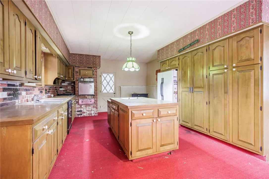 175 Cornwell Street, Milo, New York 14527, Milo, New York 14527, 5 Bedrooms Bedrooms, 11 Rooms Rooms,2 BathroomsBathrooms,Residential,Closed,175 Cornwell Street, Milo, New York 14527,0,R1638458