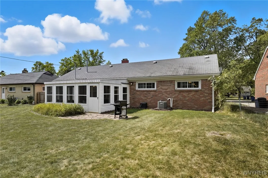 144 Lafayette Boulevard, Amherst, New York 14221, Amherst, New York 14221, 3 Bedrooms Bedrooms, 7 Rooms Rooms,1 BathroomBathrooms,Residential,Closed,144 Lafayette Boulevard, Amherst, New York 14221,0,B1638993