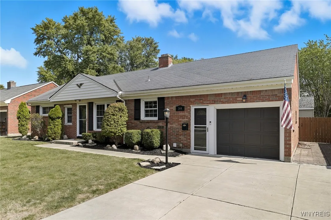 144 Lafayette Boulevard, Amherst, New York 14221, Amherst, New York 14221, 3 Bedrooms Bedrooms, 7 Rooms Rooms,1 BathroomBathrooms,Residential,Closed,144 Lafayette Boulevard, Amherst, New York 14221,0,B1638993