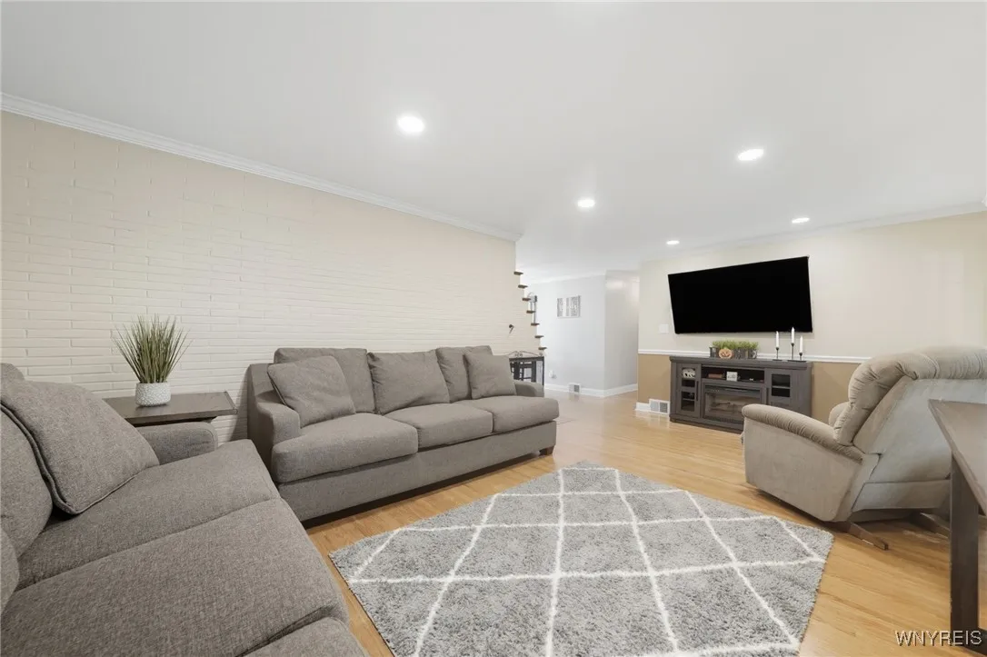 144 Lafayette Boulevard, Amherst, New York 14221, Amherst, New York 14221, 3 Bedrooms Bedrooms, 7 Rooms Rooms,1 BathroomBathrooms,Residential,Closed,144 Lafayette Boulevard, Amherst, New York 14221,0,B1638993