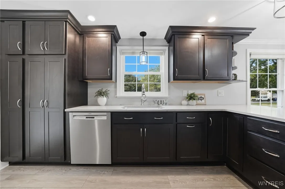 144 Lafayette Boulevard, Amherst, New York 14221, Amherst, New York 14221, 3 Bedrooms Bedrooms, 7 Rooms Rooms,1 BathroomBathrooms,Residential,Closed,144 Lafayette Boulevard, Amherst, New York 14221,0,B1638993