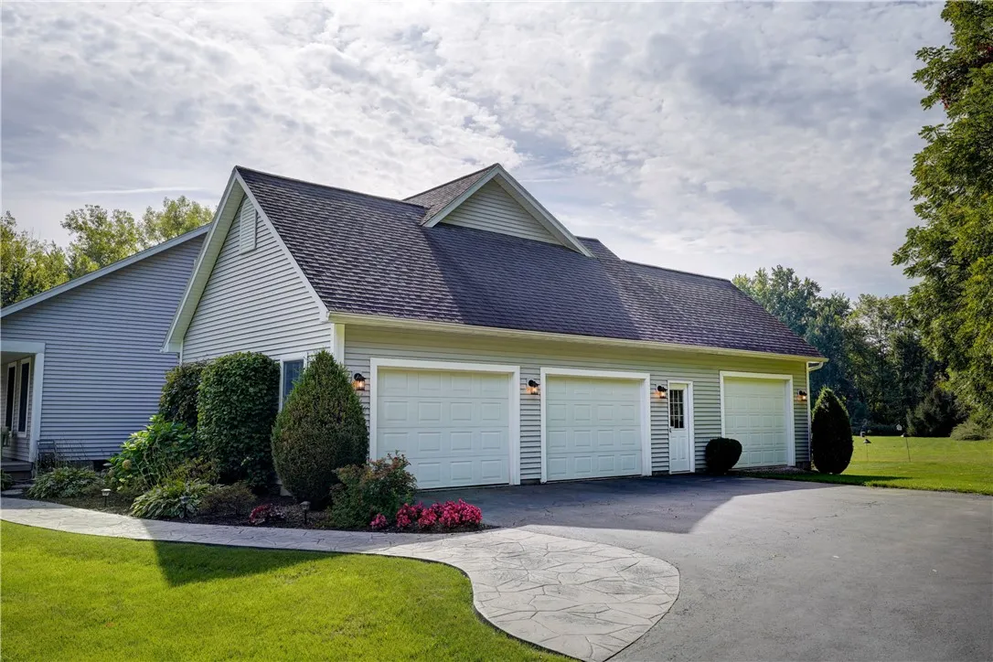 1847 Kennedy Road, Penfield, New York 14580, Penfield, New York 14580, 4 Bedrooms Bedrooms, 9 Rooms Rooms,2 BathroomsBathrooms,Residential,Closed,1847 Kennedy Road, Penfield, New York 14580,0,R1638933