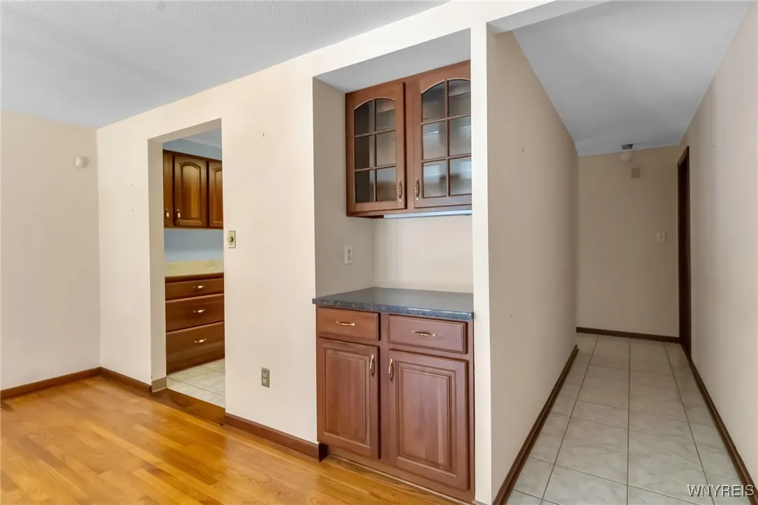 24 Timothy Drive, Orchard Park, New York 14127, Orchard Park, New York 14127, 2 Bedrooms Bedrooms, 7 Rooms Rooms,2 BathroomsBathrooms,Residential,For Sale,24 Timothy Drive, Orchard Park, New York 14127,0,B1638904
