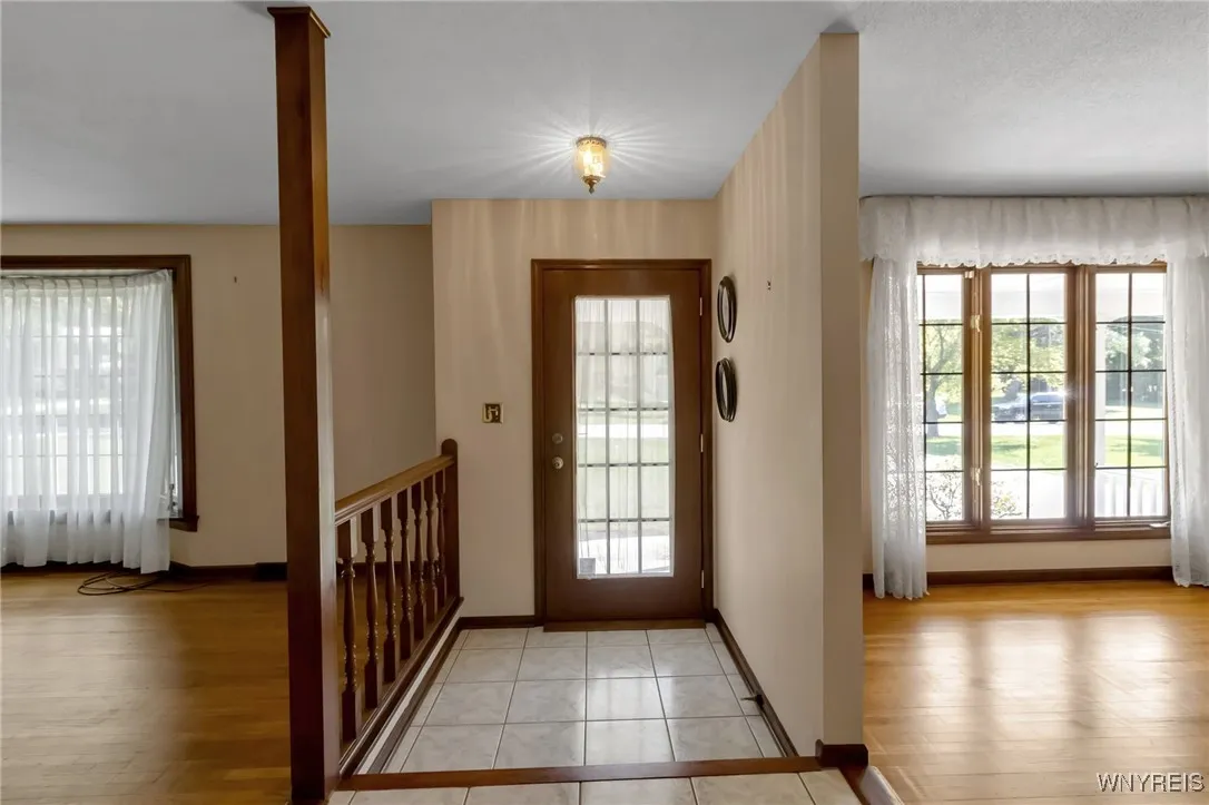 24 Timothy Drive, Orchard Park, New York 14127, Orchard Park, New York 14127, 2 Bedrooms Bedrooms, 7 Rooms Rooms,2 BathroomsBathrooms,Residential,For Sale,24 Timothy Drive, Orchard Park, New York 14127,0,B1638904