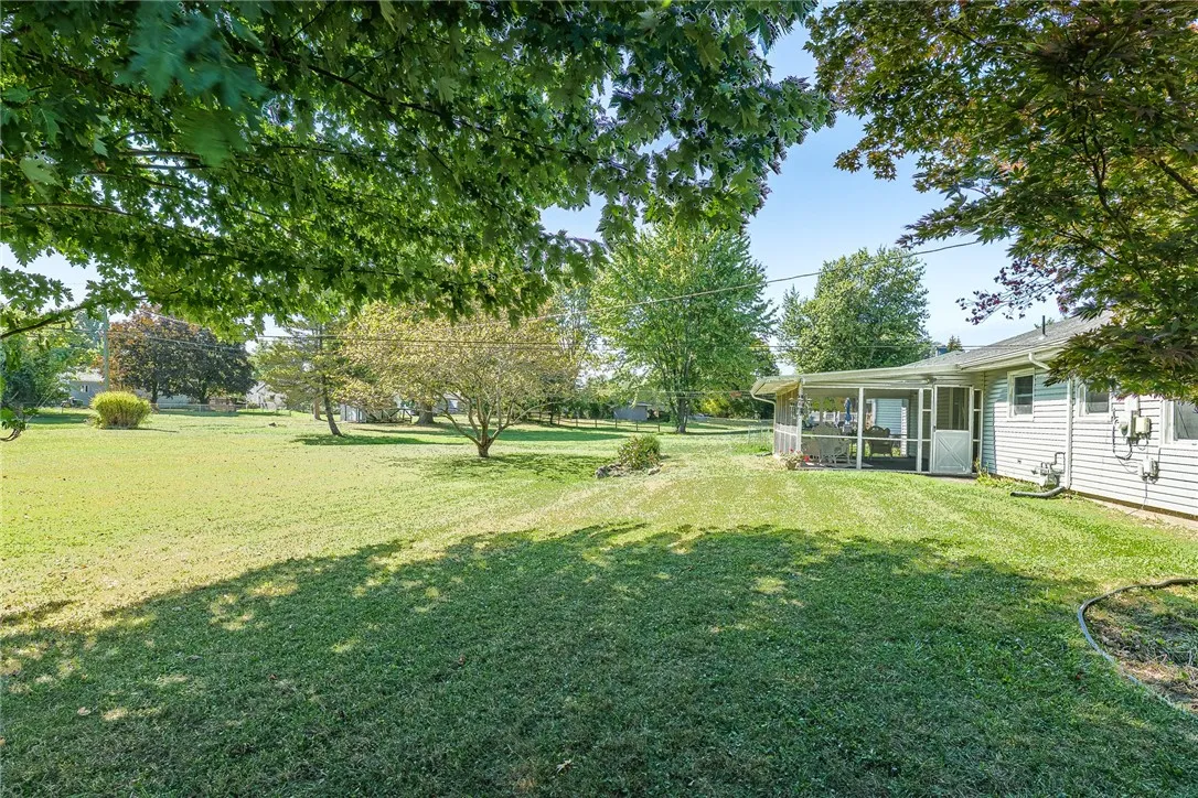 83 Greenbrier Lane, Henrietta, New York 14623, Henrietta, New York 14623, 3 Bedrooms Bedrooms, 6 Rooms Rooms,1 BathroomBathrooms,Residential,Closed,83 Greenbrier Lane, Henrietta, New York 14623,0,R1638664