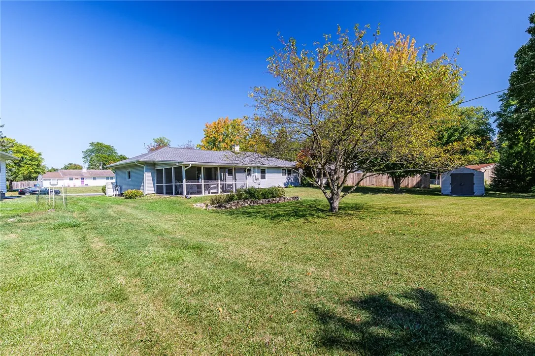 83 Greenbrier Lane, Henrietta, New York 14623, Henrietta, New York 14623, 3 Bedrooms Bedrooms, 6 Rooms Rooms,1 BathroomBathrooms,Residential,Closed,83 Greenbrier Lane, Henrietta, New York 14623,0,R1638664