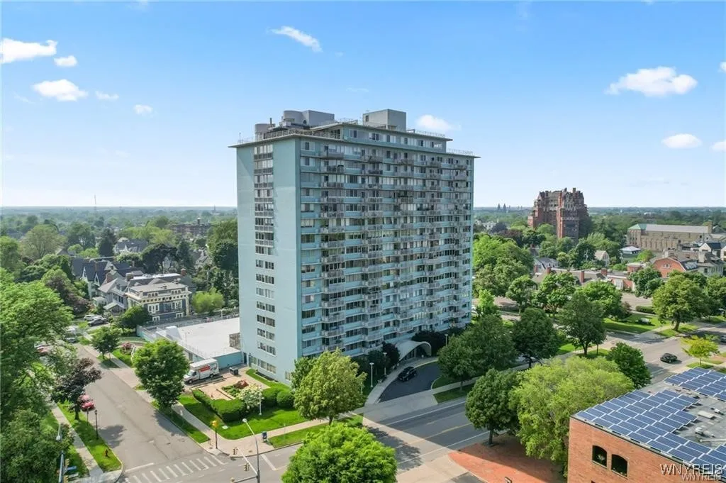1088 Delaware Ave Avenue 9i, Buffalo, New York 142, Buffalo, New York 14209, 1 Bedroom Bedrooms, 3 Rooms Rooms,1 BathroomBathrooms,Residential,For Sale,1088 Delaware Ave Avenue 9i, Buffalo, New York 142,0,B1638384