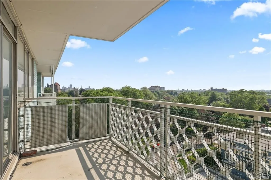 1088 Delaware Ave Avenue 9i, Buffalo, New York 142, Buffalo, New York 14209, 1 Bedroom Bedrooms, 3 Rooms Rooms,1 BathroomBathrooms,Residential,For Sale,1088 Delaware Ave Avenue 9i, Buffalo, New York 142,0,B1638384