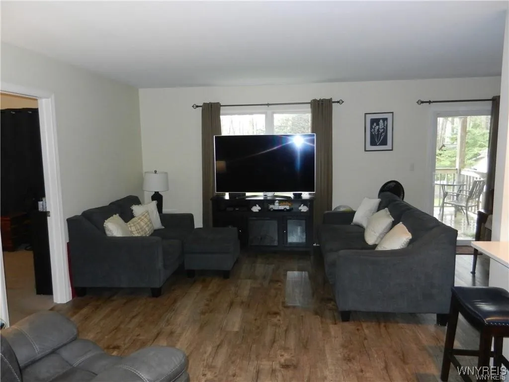 4373 Clark Street, Hamburg, New York 14075, Hamburg, New York 14075, 6 Bedrooms Bedrooms, ,2 BathroomsBathrooms,Residential,Closed,4373 Clark Street, Hamburg, New York 14075,0,B1638841