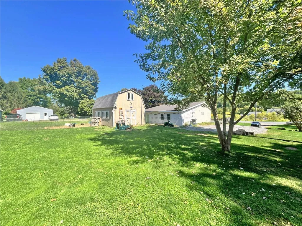 2095 Shilling Road, Palmyra, New York 14522, Palmyra, New York 14522, 3 Bedrooms Bedrooms, 7 Rooms Rooms,2 BathroomsBathrooms,Residential,For Sale,2095 Shilling Road, Palmyra, New York 14522,0,R1638171