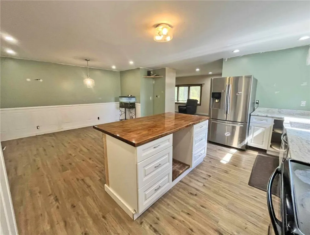 2095 Shilling Road, Palmyra, New York 14522, Palmyra, New York 14522, 3 Bedrooms Bedrooms, 7 Rooms Rooms,2 BathroomsBathrooms,Residential,For Sale,2095 Shilling Road, Palmyra, New York 14522,0,R1638171