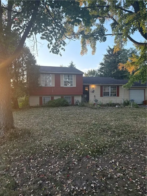 7 Baylor Circle, Chili, New York 14624, Chili, New York 14624, 3 Bedrooms Bedrooms, 5 Rooms Rooms,1 BathroomBathrooms,Residential,Closed,7 Baylor Circle, Chili, New York 14624,0,R1638950