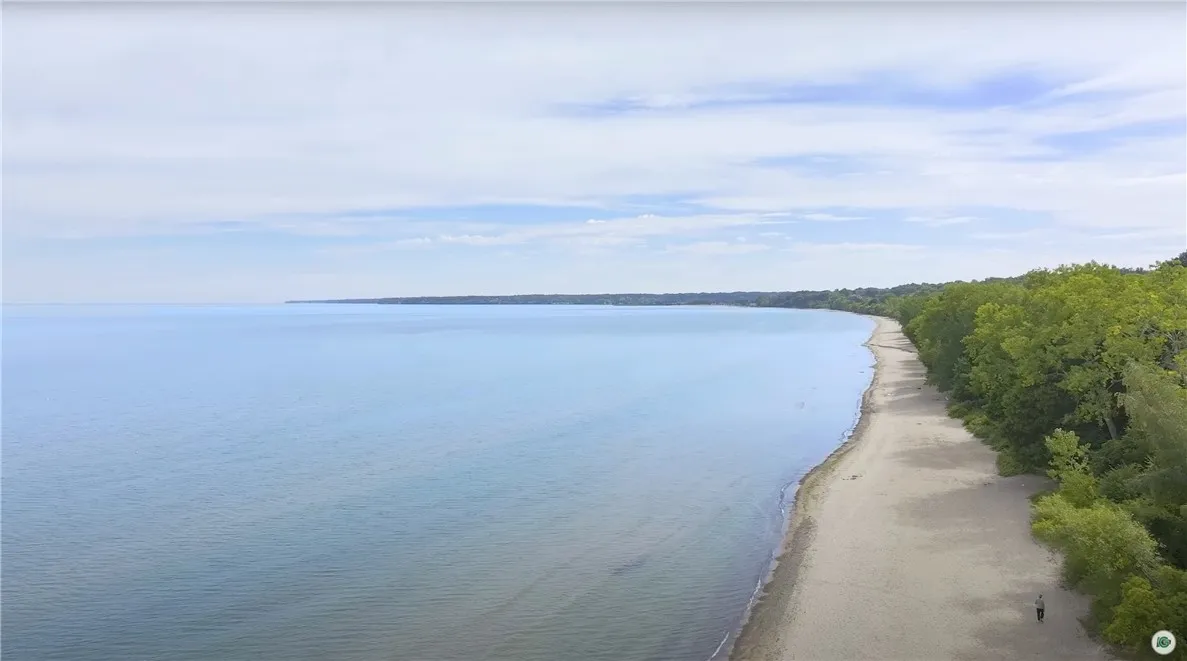 Durand Eastman Park, Beach and Lake Ontario just around the corner!