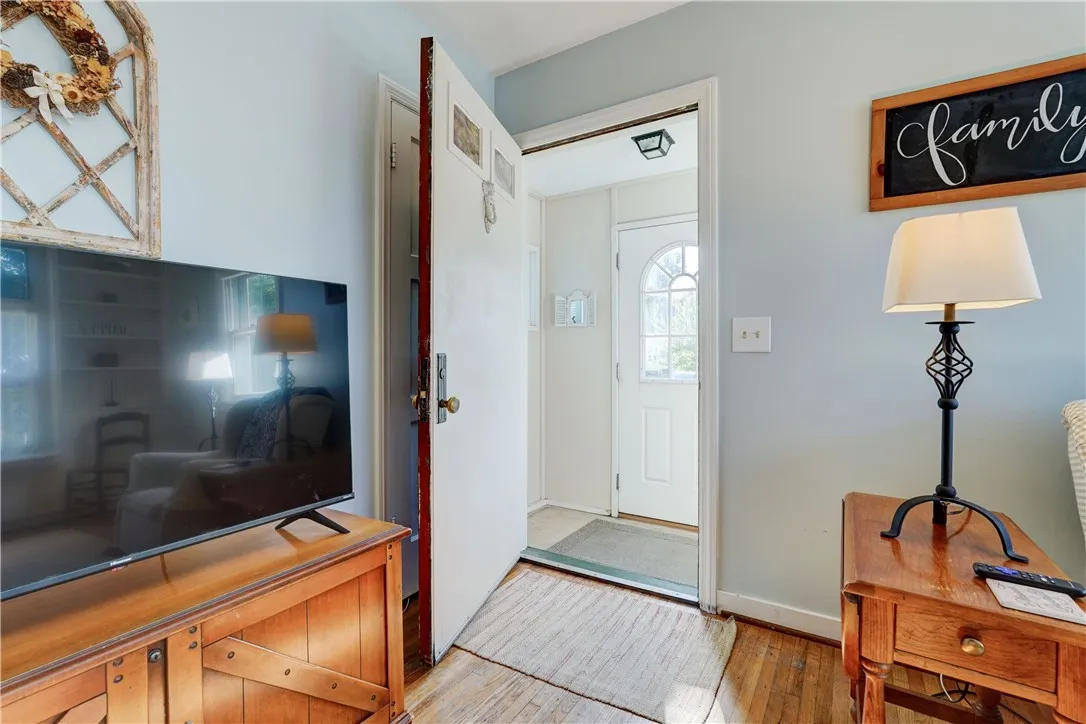 92 Coolidge Avenue, Ogden, New York 14559, Ogden, New York 14559, 3 Bedrooms Bedrooms, 6 Rooms Rooms,1 BathroomBathrooms,Residential,Closed,92 Coolidge Avenue, Ogden, New York 14559,0,R1636882