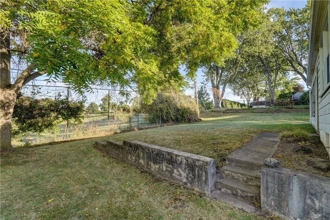 92 Coolidge Avenue, Ogden, New York 14559, Ogden, New York 14559, 3 Bedrooms Bedrooms, 6 Rooms Rooms,1 BathroomBathrooms,Residential,Closed,92 Coolidge Avenue, Ogden, New York 14559,0,R1636882