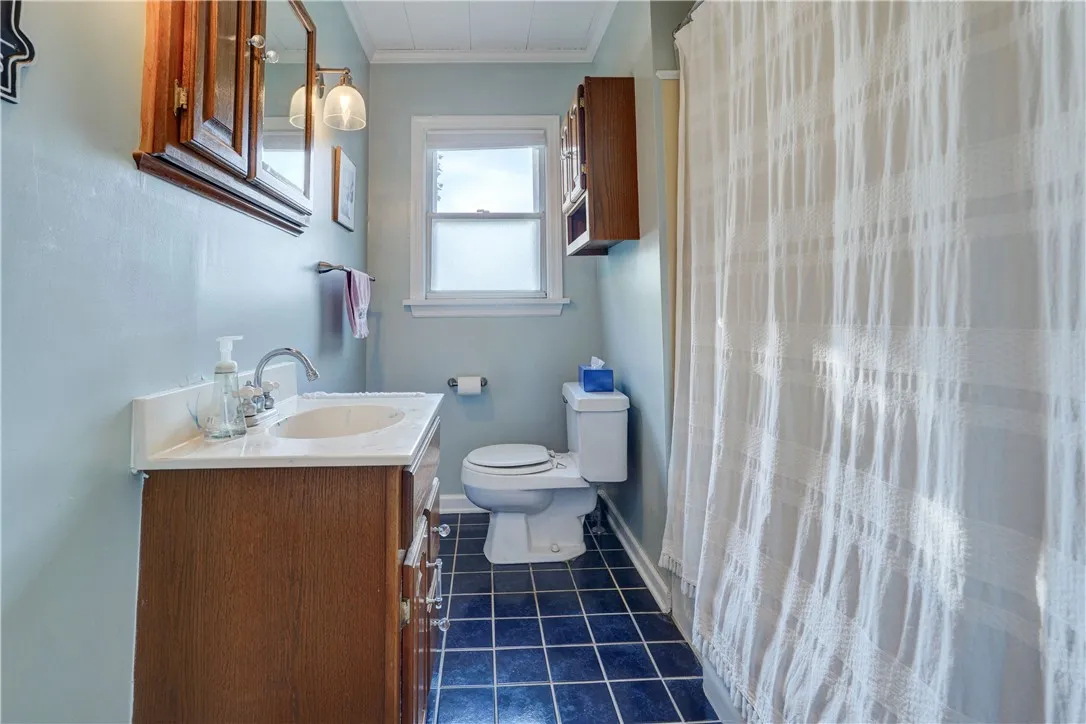 92 Coolidge Avenue, Ogden, New York 14559, Ogden, New York 14559, 3 Bedrooms Bedrooms, 6 Rooms Rooms,1 BathroomBathrooms,Residential,Closed,92 Coolidge Avenue, Ogden, New York 14559,0,R1636882
