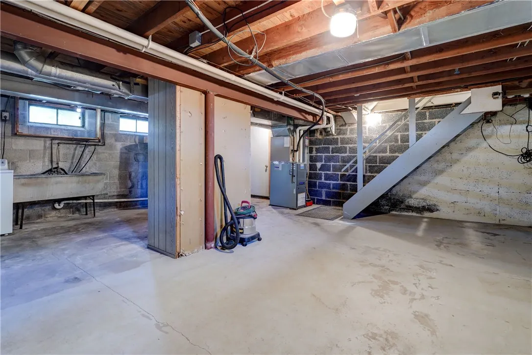 92 Coolidge Avenue, Ogden, New York 14559, Ogden, New York 14559, 3 Bedrooms Bedrooms, 6 Rooms Rooms,1 BathroomBathrooms,Residential,Closed,92 Coolidge Avenue, Ogden, New York 14559,0,R1636882