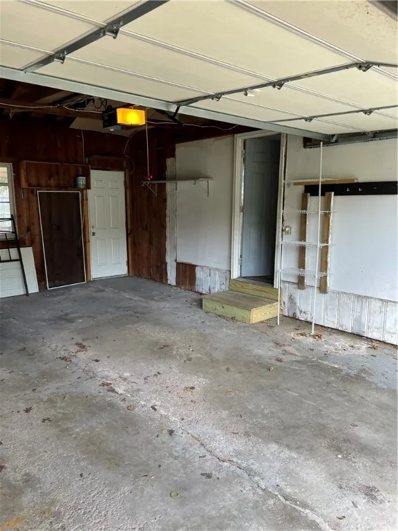 35 Valley Crest Road, Greece, New York 14616, Greece, New York 14616, 3 Bedrooms Bedrooms, 6 Rooms Rooms,1 BathroomBathrooms,Residential Lease,For Rent,35 Valley Crest Road, Greece, New York 14616,0,R1639104