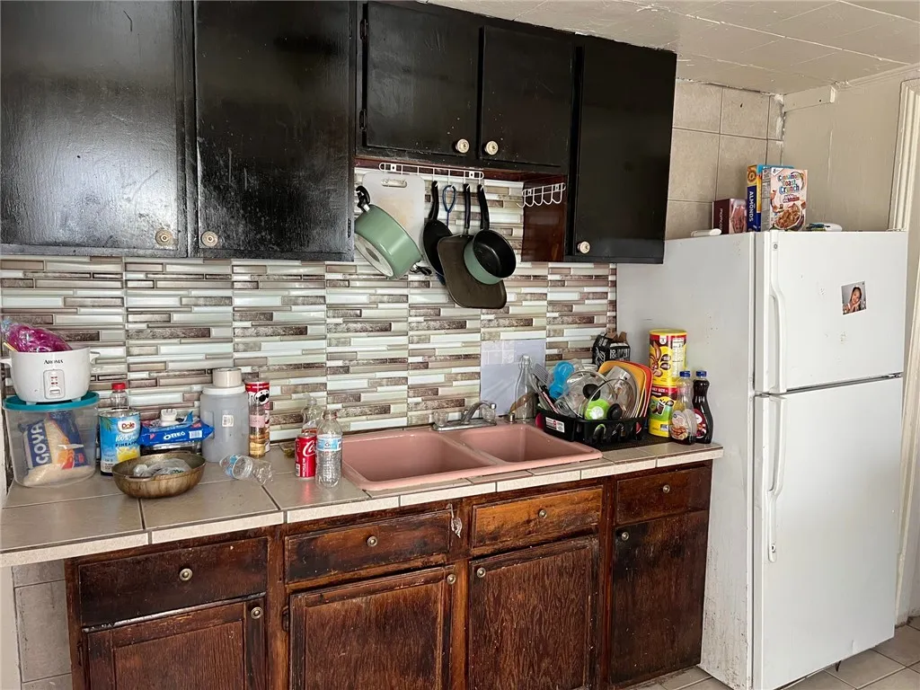 887 Joseph Avenue, Rochester, New York 14621, Rochester, New York 14621, 4 Bedrooms Bedrooms, ,2 BathroomsBathrooms,Residential,For Sale,887 Joseph Avenue, Rochester, New York 14621,0,R1639111