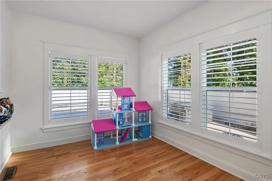 193 Giddings Trail, Lysander, New York 13027, Lysander, New York 13027, 3 Bedrooms Bedrooms, 10 Rooms Rooms,2 BathroomsBathrooms,Residential,For Sale,193 Giddings Trail, Lysander, New York 13027,0,S1638892