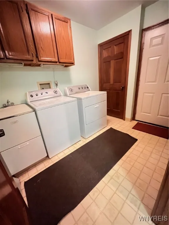5861 Goodrich Road 5a, Clarence, New York 14032, Clarence, New York 14032, 2 Bedrooms Bedrooms, 6 Rooms Rooms,2 BathroomsBathrooms,Residential,Closed,5861 Goodrich Road 5a, Clarence, New York 14032,0,B1638600