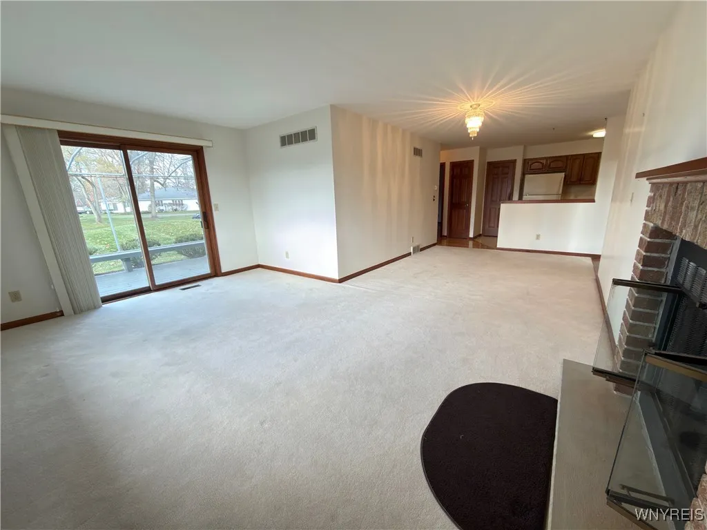 5861 Goodrich Road 5a, Clarence, New York 14032, Clarence, New York 14032, 2 Bedrooms Bedrooms, 6 Rooms Rooms,2 BathroomsBathrooms,Residential,Closed,5861 Goodrich Road 5a, Clarence, New York 14032,0,B1638600