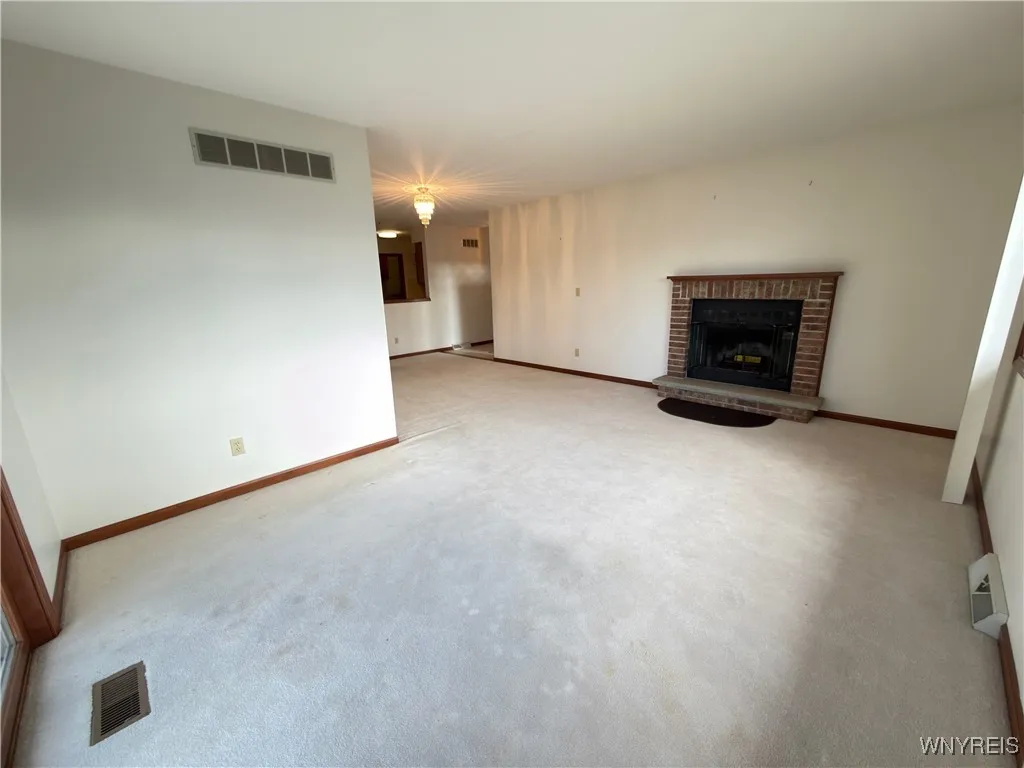 5861 Goodrich Road 5a, Clarence, New York 14032, Clarence, New York 14032, 2 Bedrooms Bedrooms, 6 Rooms Rooms,2 BathroomsBathrooms,Residential,Closed,5861 Goodrich Road 5a, Clarence, New York 14032,0,B1638600