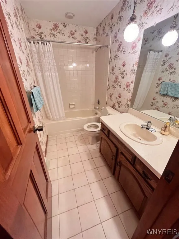 5861 Goodrich Road 5a, Clarence, New York 14032, Clarence, New York 14032, 2 Bedrooms Bedrooms, 6 Rooms Rooms,2 BathroomsBathrooms,Residential,For Sale,5861 Goodrich Road 5a, Clarence, New York 14032,0,B1638600