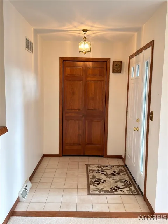 5861 Goodrich Road 5a, Clarence, New York 14032, Clarence, New York 14032, 2 Bedrooms Bedrooms, 6 Rooms Rooms,2 BathroomsBathrooms,Residential,Closed,5861 Goodrich Road 5a, Clarence, New York 14032,0,B1638600