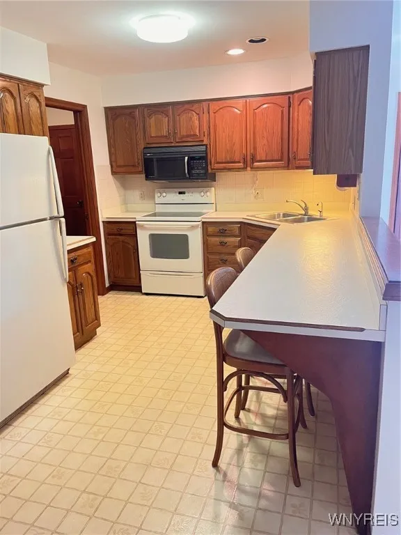 5861 Goodrich Road 5a, Clarence, New York 14032, Clarence, New York 14032, 2 Bedrooms Bedrooms, 6 Rooms Rooms,2 BathroomsBathrooms,Residential,For Sale,5861 Goodrich Road 5a, Clarence, New York 14032,0,B1638600