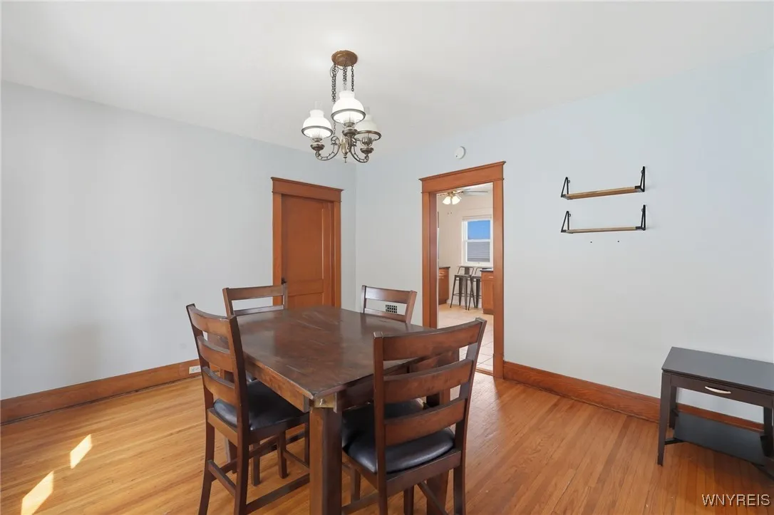 168 Villa Avenue Upper, Buffalo, New York 14216, Buffalo, New York 14216, 3 Bedrooms Bedrooms, 6 Rooms Rooms,1 BathroomBathrooms,Residential Lease,For Rent,168 Villa Avenue Upper, Buffalo, New York 14216,0,B1638677