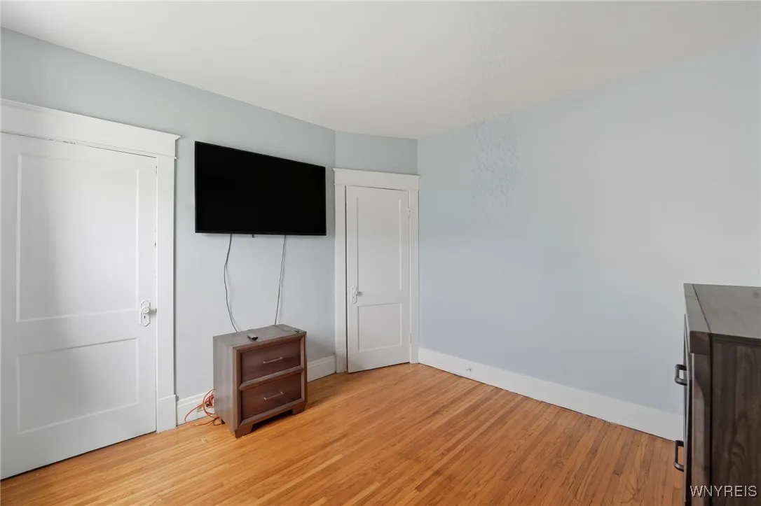 168 Villa Avenue Upper, Buffalo, New York 14216, Buffalo, New York 14216, 3 Bedrooms Bedrooms, 6 Rooms Rooms,1 BathroomBathrooms,Residential Lease,For Rent,168 Villa Avenue Upper, Buffalo, New York 14216,0,B1638677