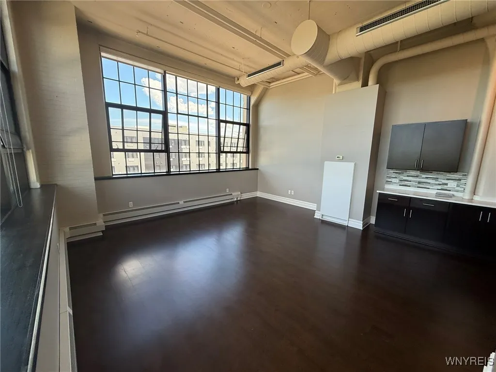 2917 Main Street 320, Buffalo, New York 14214, Buffalo, New York 14214, 2 Bedrooms Bedrooms, 4 Rooms Rooms,2 BathroomsBathrooms,Residential,For Sale,2917 Main Street 320, Buffalo, New York 14214,0,B1638676