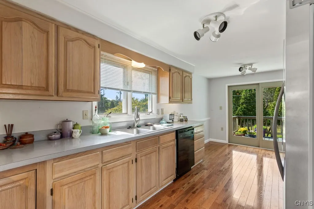 248 Scottholm Terrace, Syracuse, New York 13224, Syracuse, New York 13224, 4 Bedrooms Bedrooms, 9 Rooms Rooms,2 BathroomsBathrooms,Residential,For Sale,248 Scottholm Terrace, Syracuse, New York 13224,0,S1638699