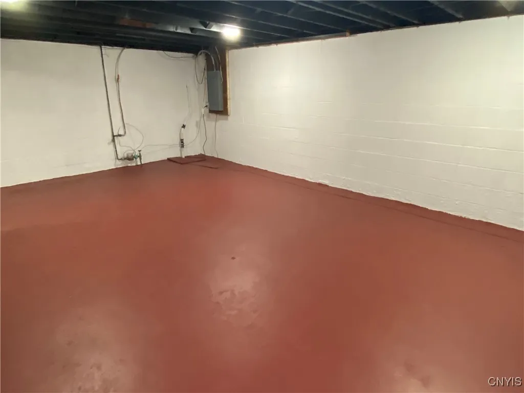 103 Paris Road, New Hartford, New York 13413, New Hartford, New York 13413, 4 Bedrooms Bedrooms, 8 Rooms Rooms,2 BathroomsBathrooms,Residential,For Sale,103 Paris Road, New Hartford, New York 13413,0,S1639139